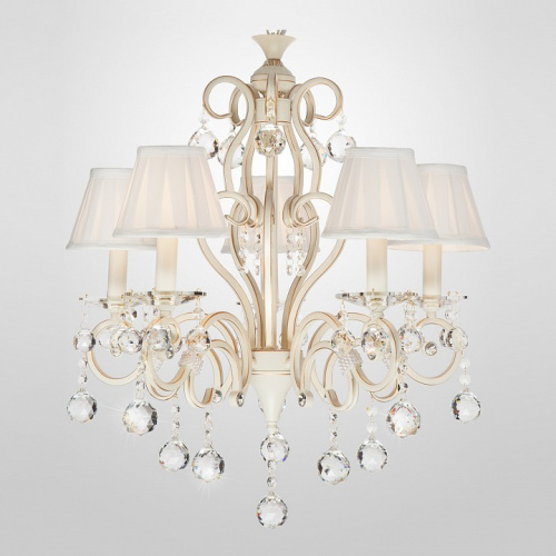 Подвесная люстра Eurosvet Ivin 12075/5 белый Strotskis. Фото №1